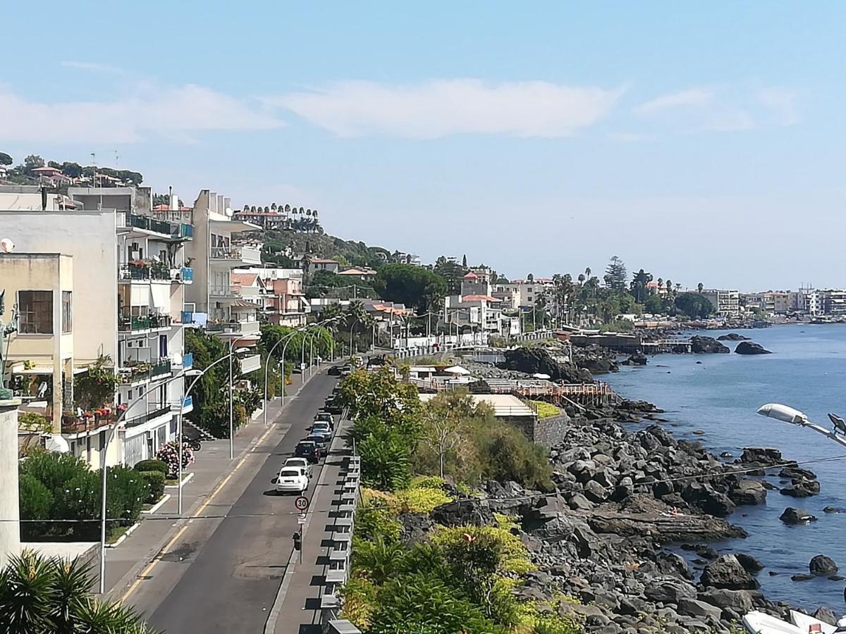 La Terrazza Dei Normanni Apartman Aci Castello Kültér fotó